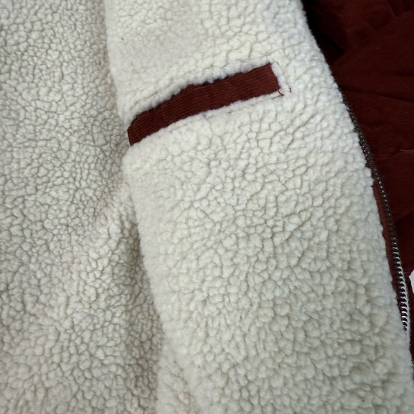 Levi’s Corduroy Faux Sherpa Lined Trucker Jacket NWT - Picture 7 of 10